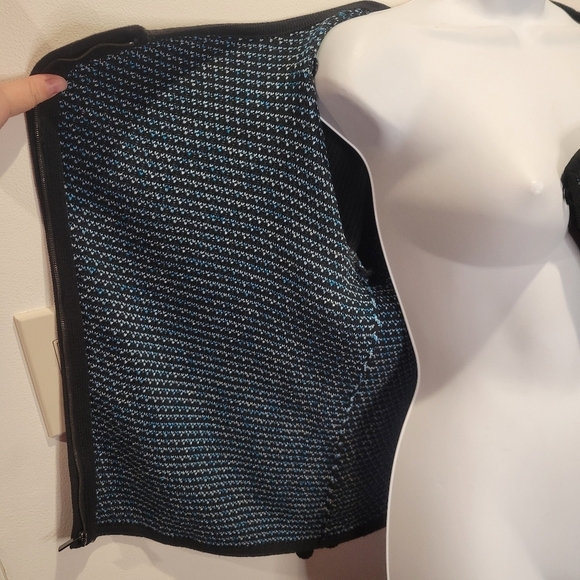 St john size 8 blue/black wool blend asymmetrical zip knit cardigan - Picture 3 of 8